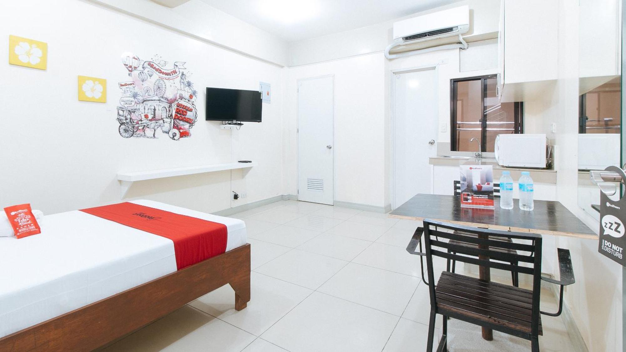 Reddoorz Near Pasay Taft Hotel Exterior photo