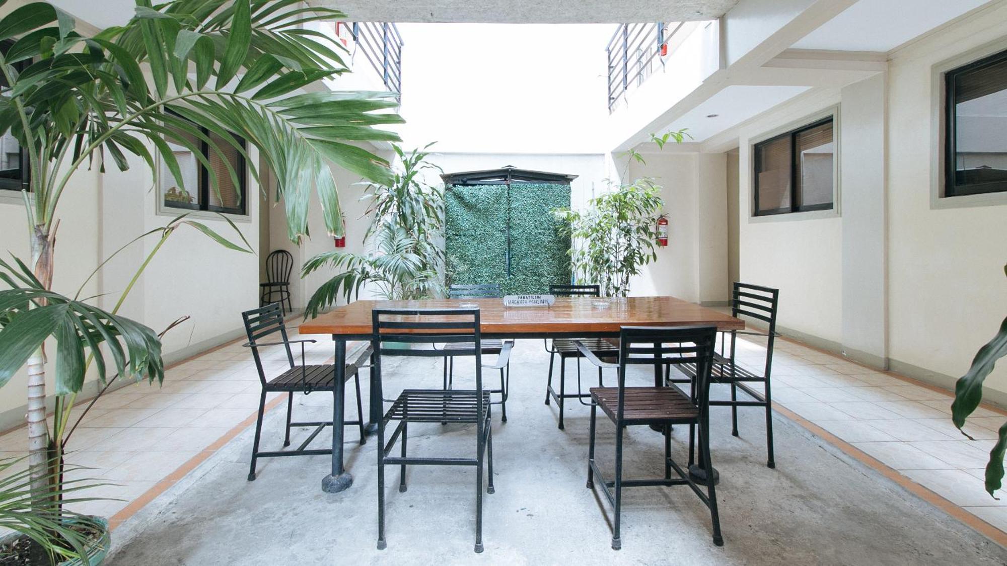 Reddoorz Near Pasay Taft Hotel Exterior photo