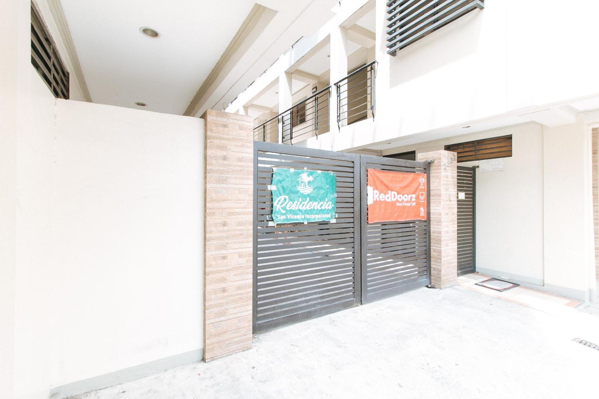 Reddoorz Near Pasay Taft Hotel Exterior photo