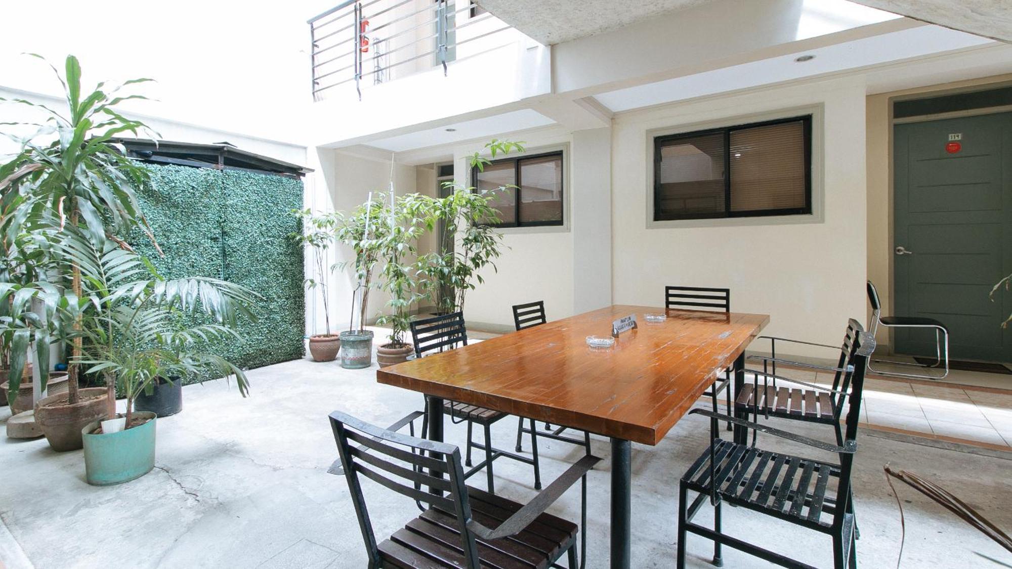 Reddoorz Near Pasay Taft Hotel Exterior photo